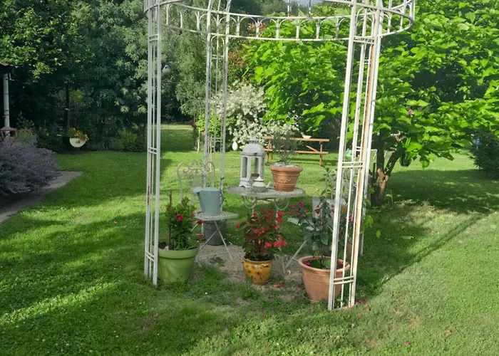 Bed & Breakfast D'hote Amitie Et Jardin *