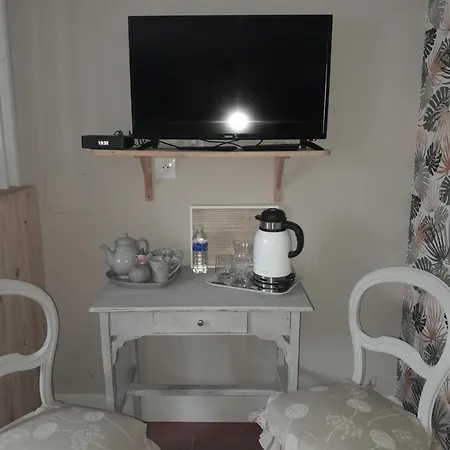 Nocleg ze śniadaniem D'hote Amitie Et Jardin