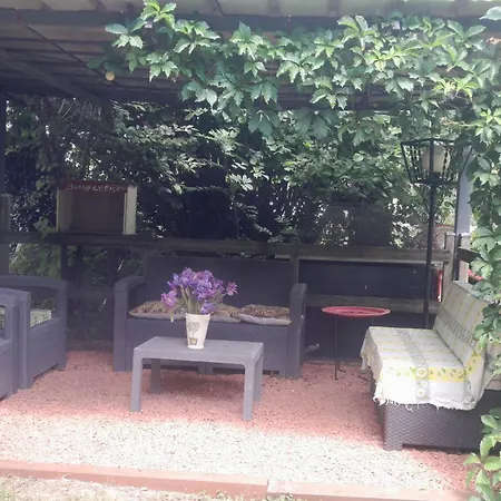 D'hote Amitie Et Jardin 3* Carmaux