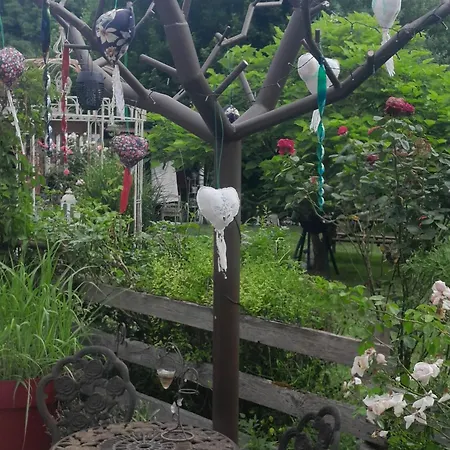 D'hote Amitie Et Jardin Nocleg ze śniadaniem 3*