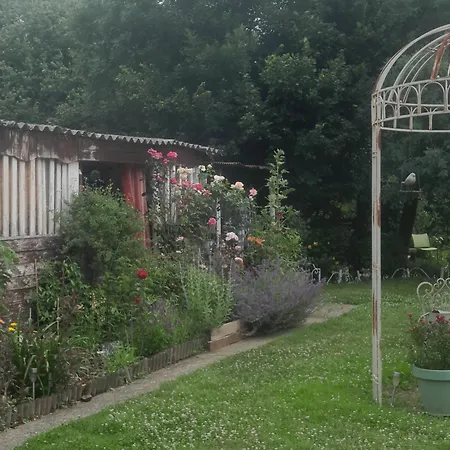 Nocleg ze śniadaniem D'hote Amitie Et Jardin Carmaux